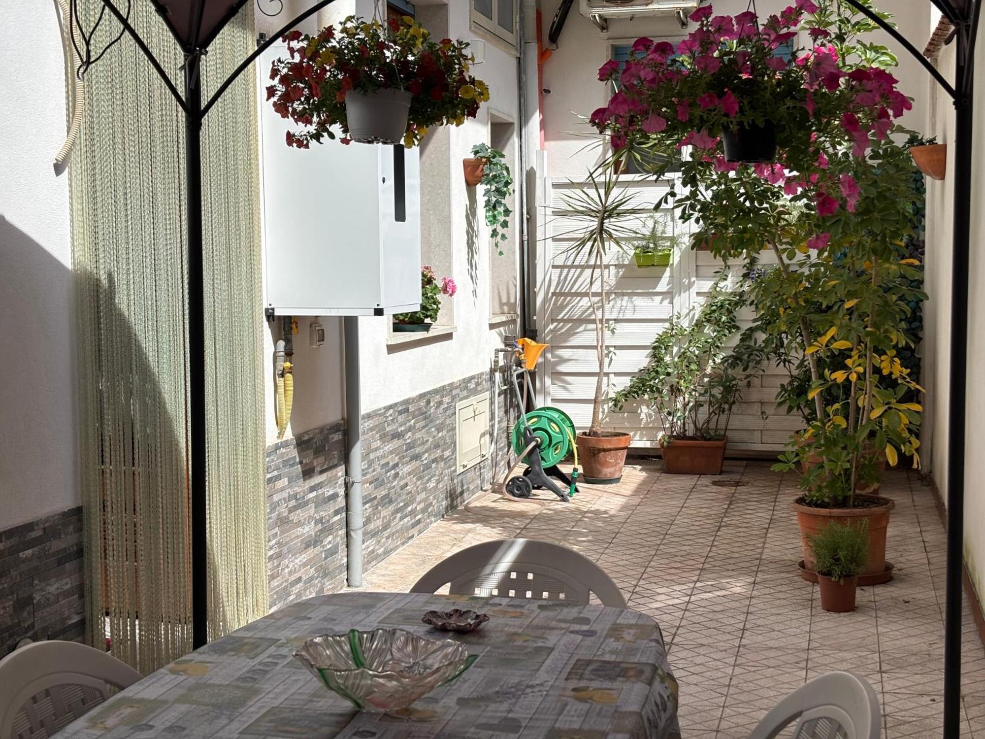 Casa Ninetta Daire Riposto Dış mekan fotoğraf